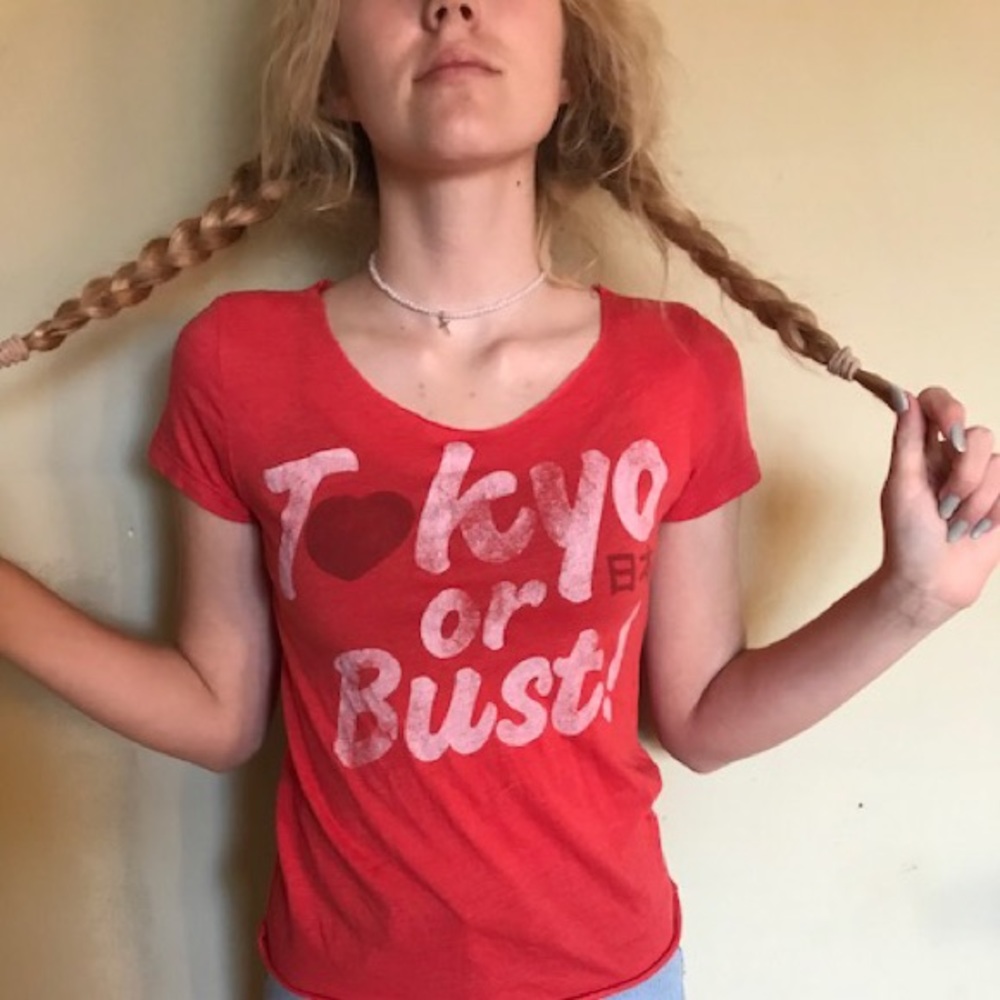 Tokyo or Bust red tee shirt 💮❗️